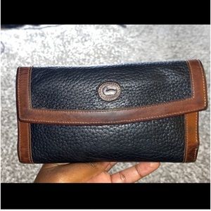 Vintage Dooney & Bourke Wallet Pre-Loved Kiss Lock Check book